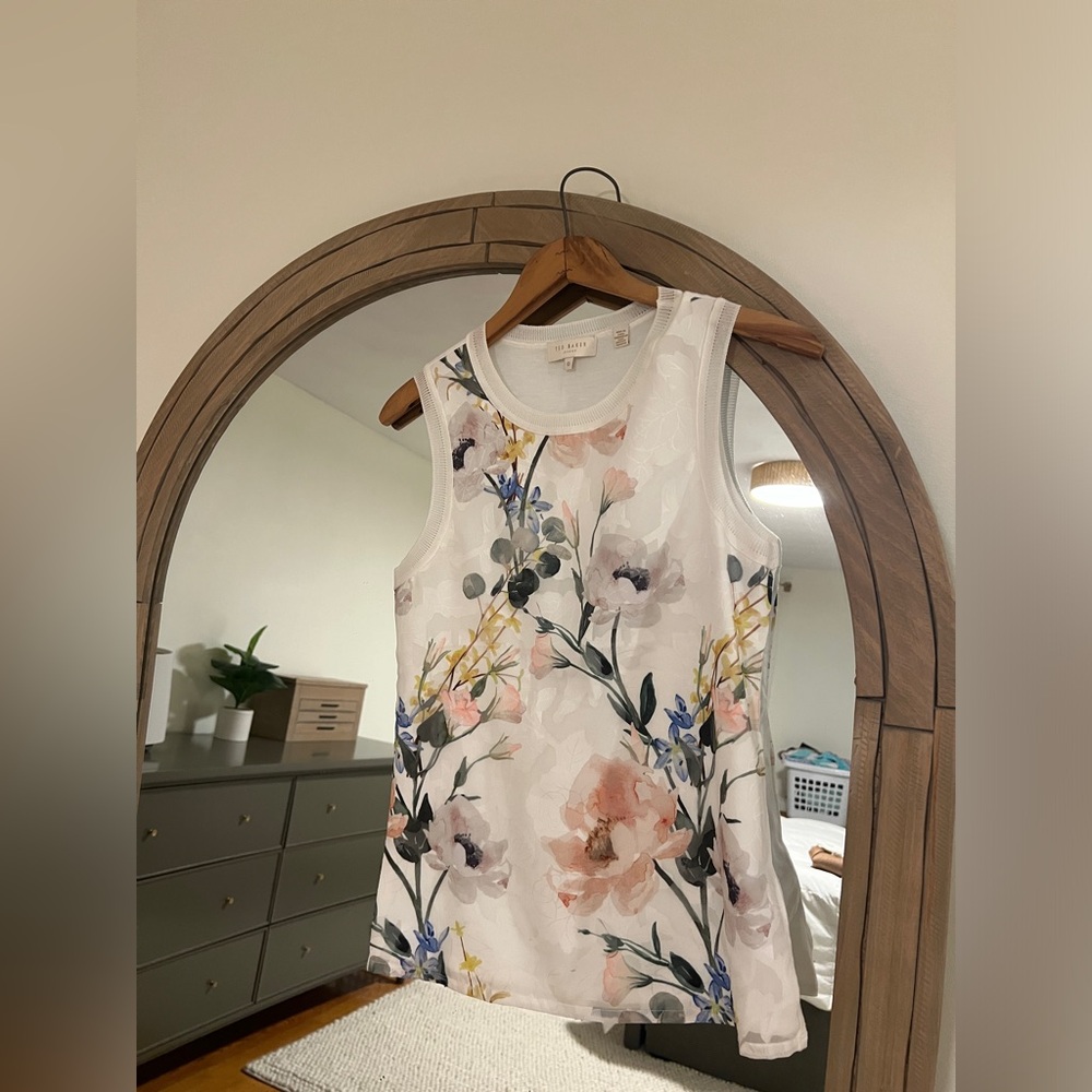 Ted Baker floral mixed media shell size 0